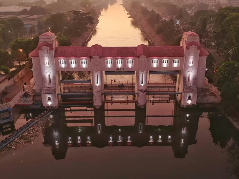 Surabaya’s Name Exudes Legendary Strength